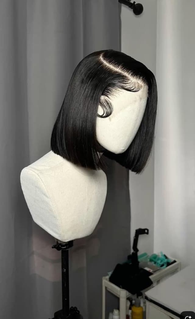 DD bob wig available in colors full frontal 💯 human hair